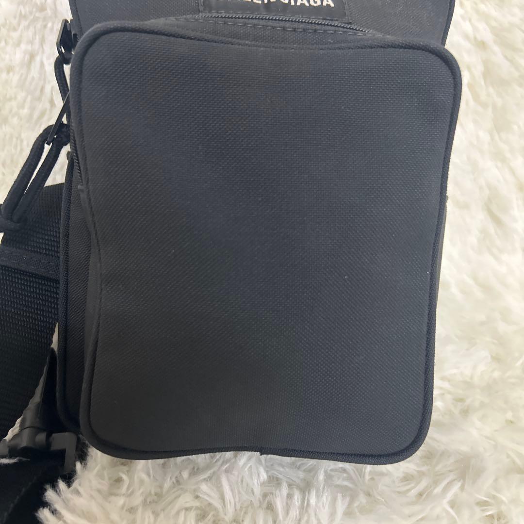 Balenciaga バレンシアガ ボディバッグ　クロスボディ　ウエストポーチ