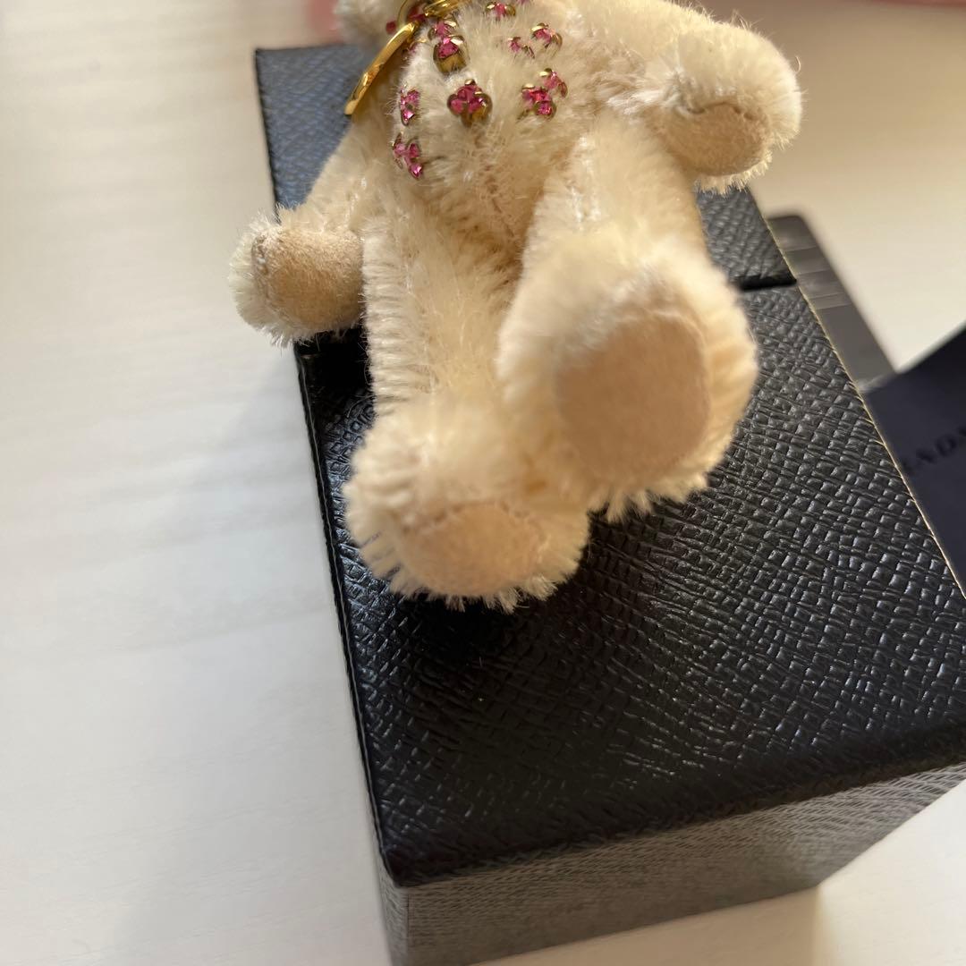 PRADA テディベア型キーホルダー