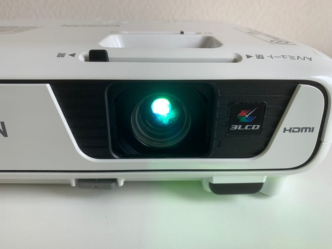 専用 元箱つき EPSON プロジェクター EB-S31 ランプ使用時間94時間