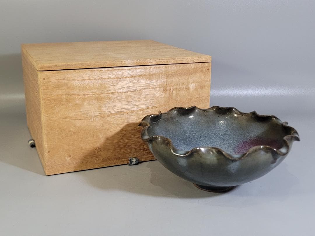 中国美術 斑紫釉 輪花 碗 時代物 DT444