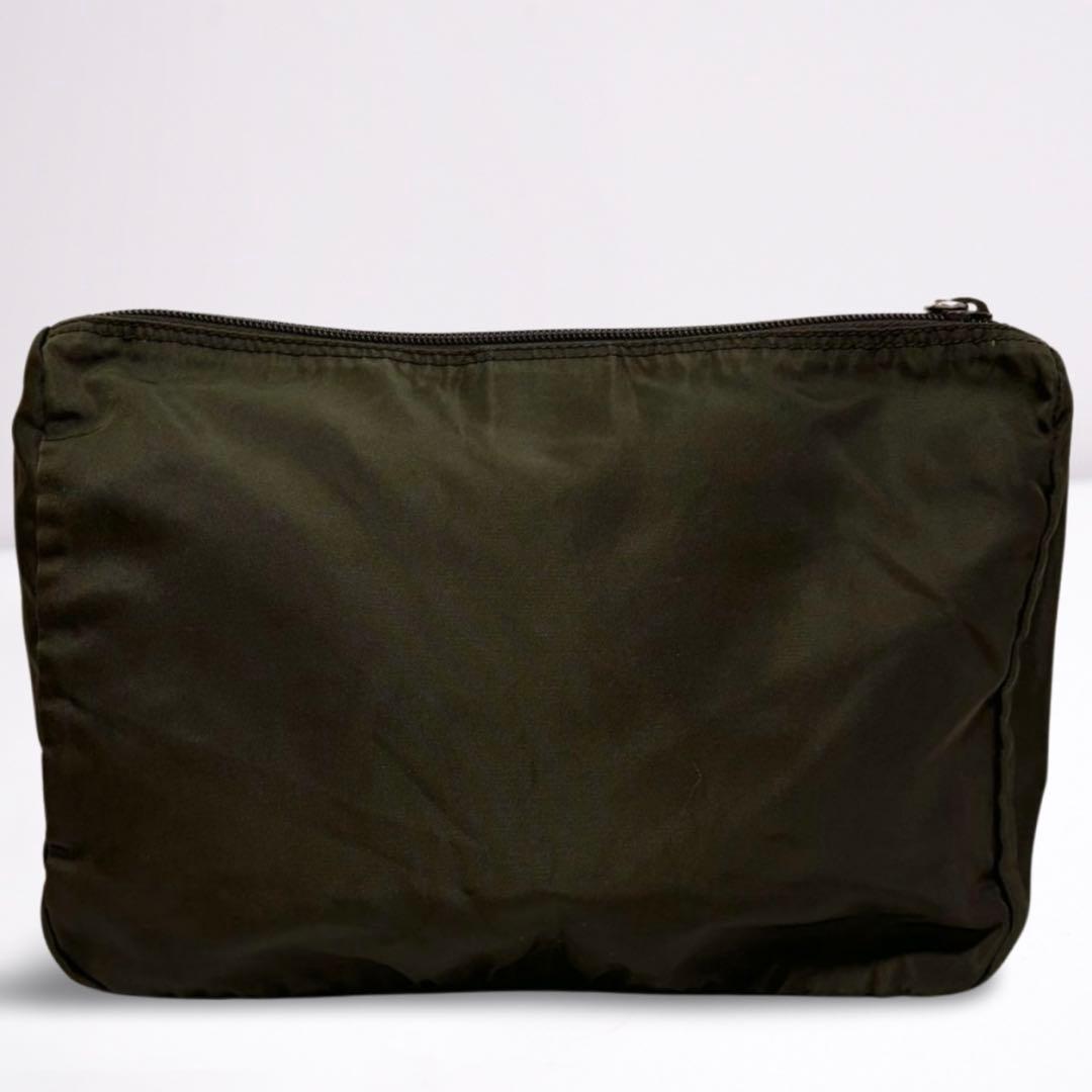 【正規品】プラダ PRADA ナイロン ポーチ カーキ 小物入れ 三角ロゴ