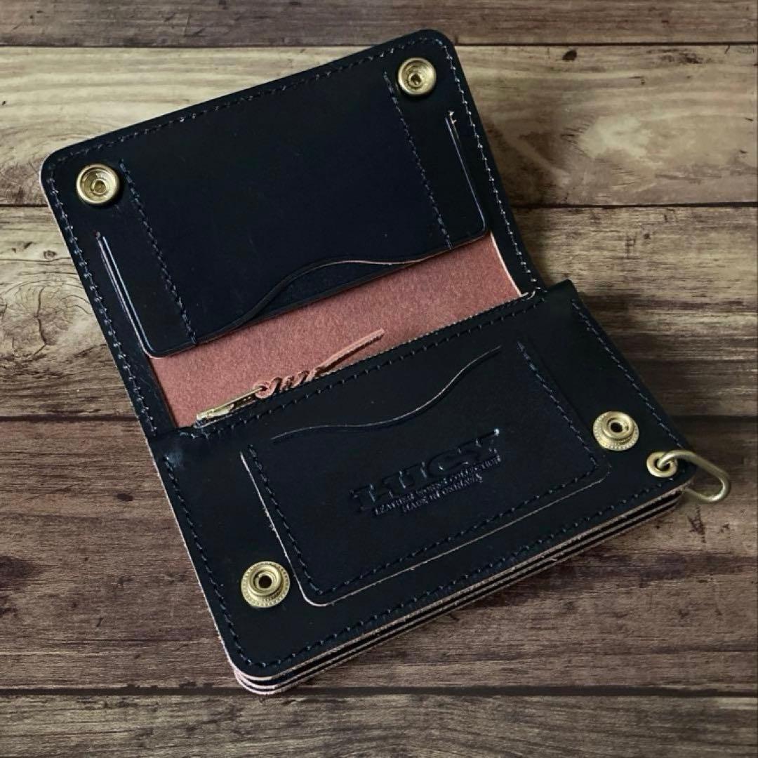 【黒うさぎ】トラッカーウォレット150（ミドル）3層【お札を折らずに収納】