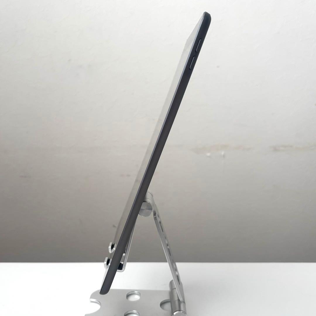 【完動品】Apple iPad 第8世代 128GB Wi-Fi スペースグレー