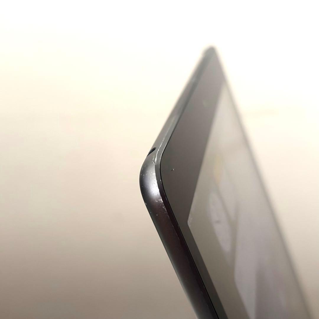 【完動品】Apple iPad 第8世代 128GB Wi-Fi スペースグレー