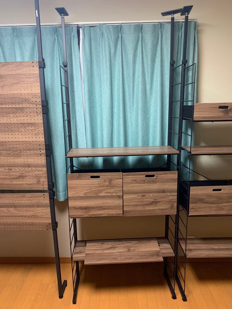 ニトリ Nポルダ【80cm✖️30cm 2セット突っ張り壁面収納パンチングボード】