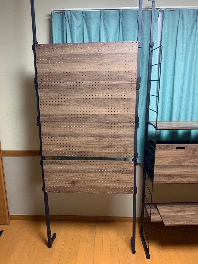 ニトリ Nポルダ【80cm✖️30cm 2セット突っ張り壁面収納パンチングボード】