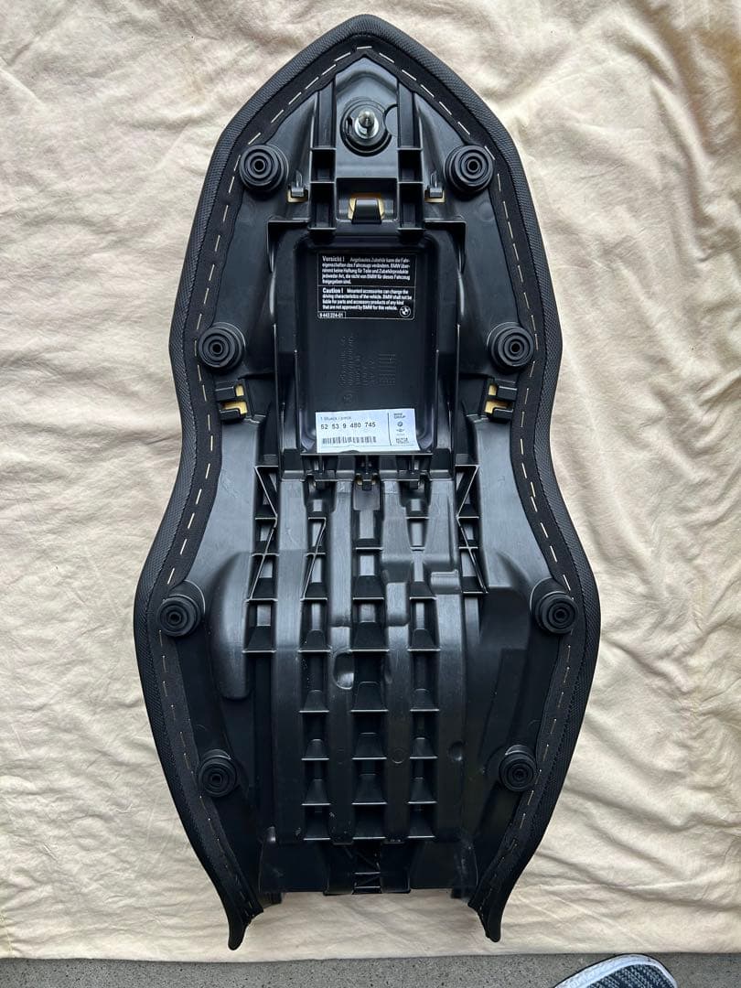 ＢMW F 900xrローシート