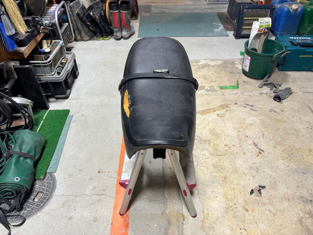 cb400ss 純正シート