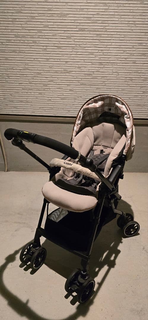 ☆tete a teteコンビコラボ ベビーカー 限定色☆