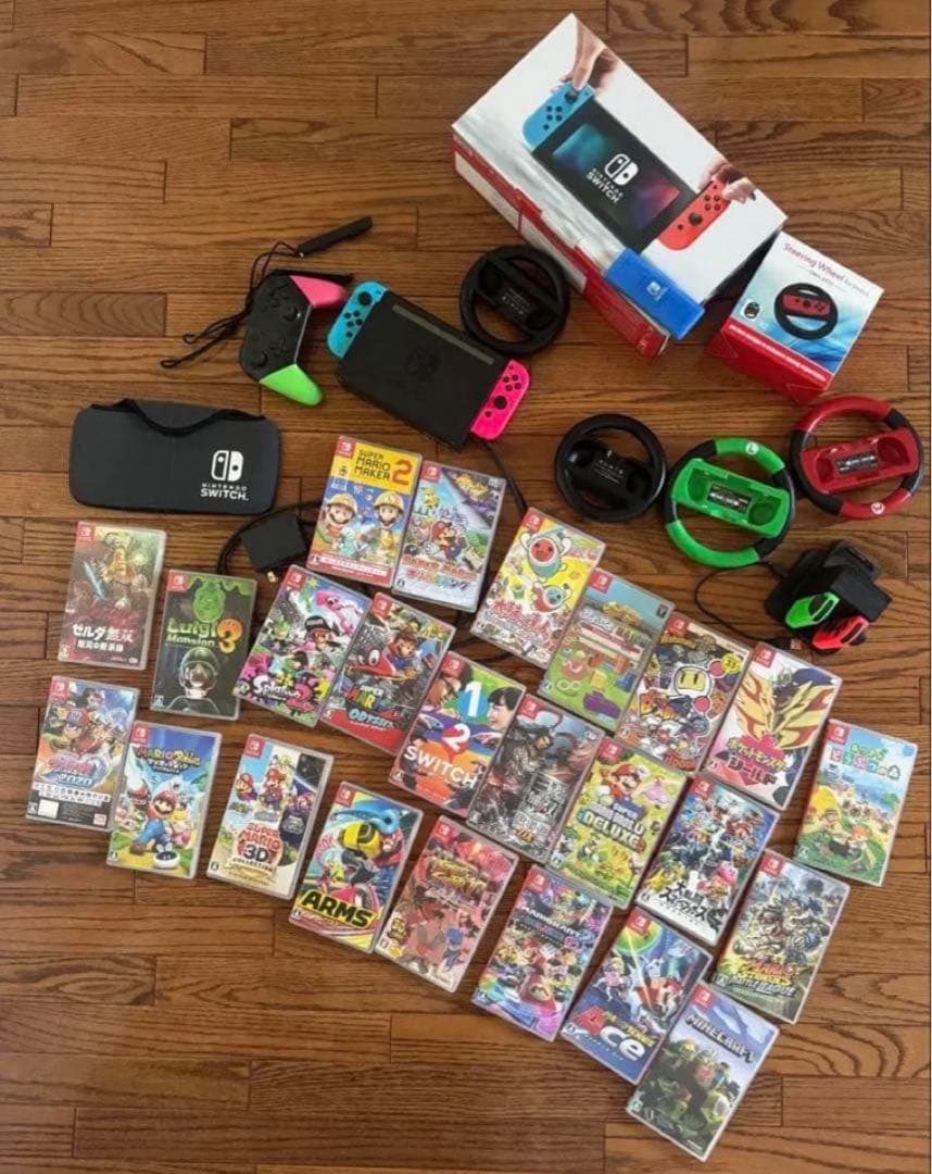 た*し様 任天堂Switch ＋ソフト24本＋ハンドル＋コントローラ等　セット！