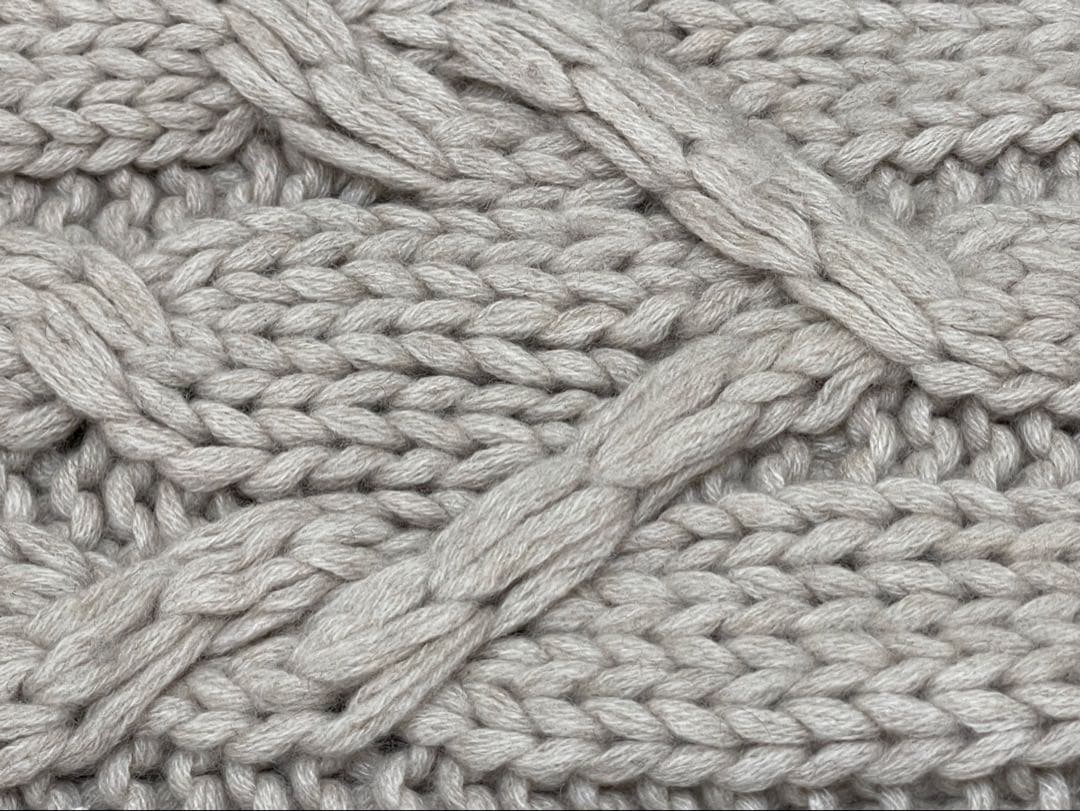 ジョンストンズ　カシミヤ100%　ケーブル編み　ロング マフラー　ユニセックス