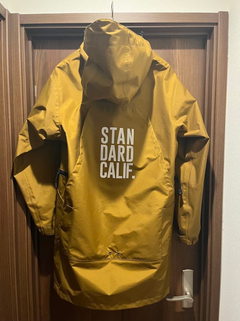 STANDARD CALIFORNIA フィールドコート