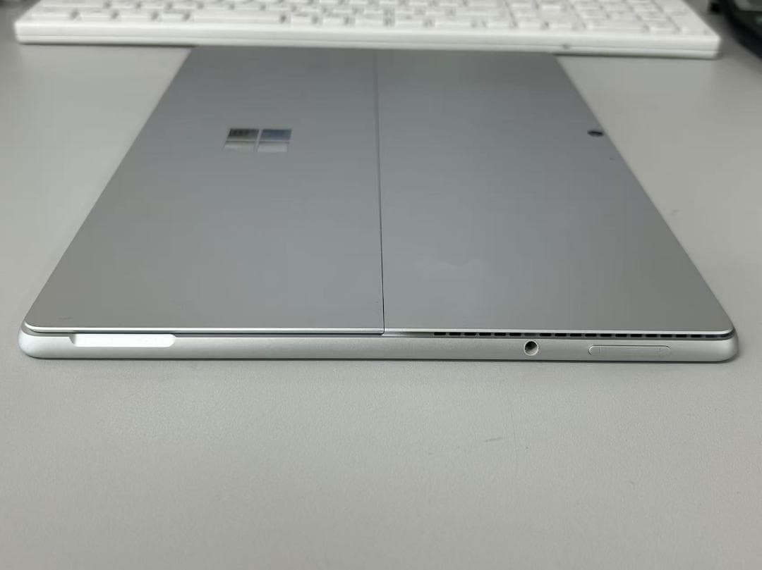 SurfacePro8 Core i5-1145G7 SSD512GB ジャンク