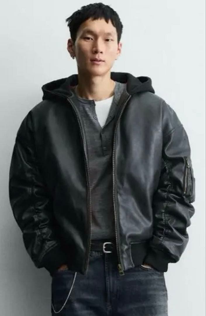 ZARA コントラストフード付きフェイクレザージャケット　Mサイズ