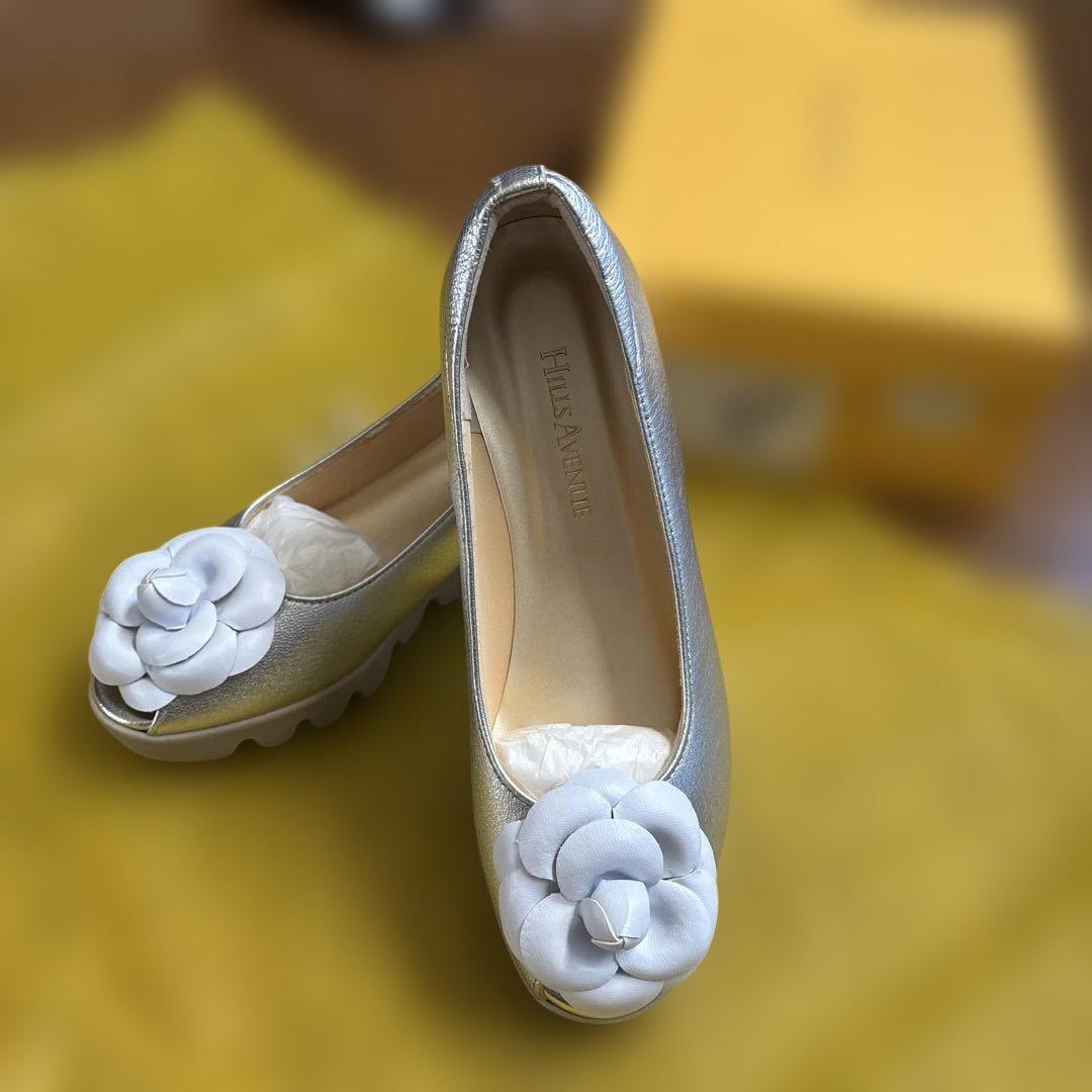 新品未使用　HILLS AVENUE シルバー パンプス　22cm