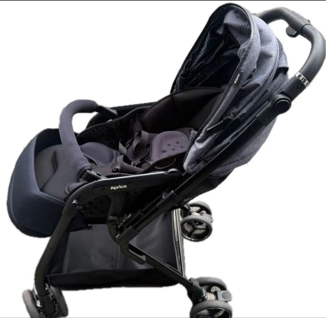 ベビーカー A型 新生児 アップリカ オプティアクッショングレイス