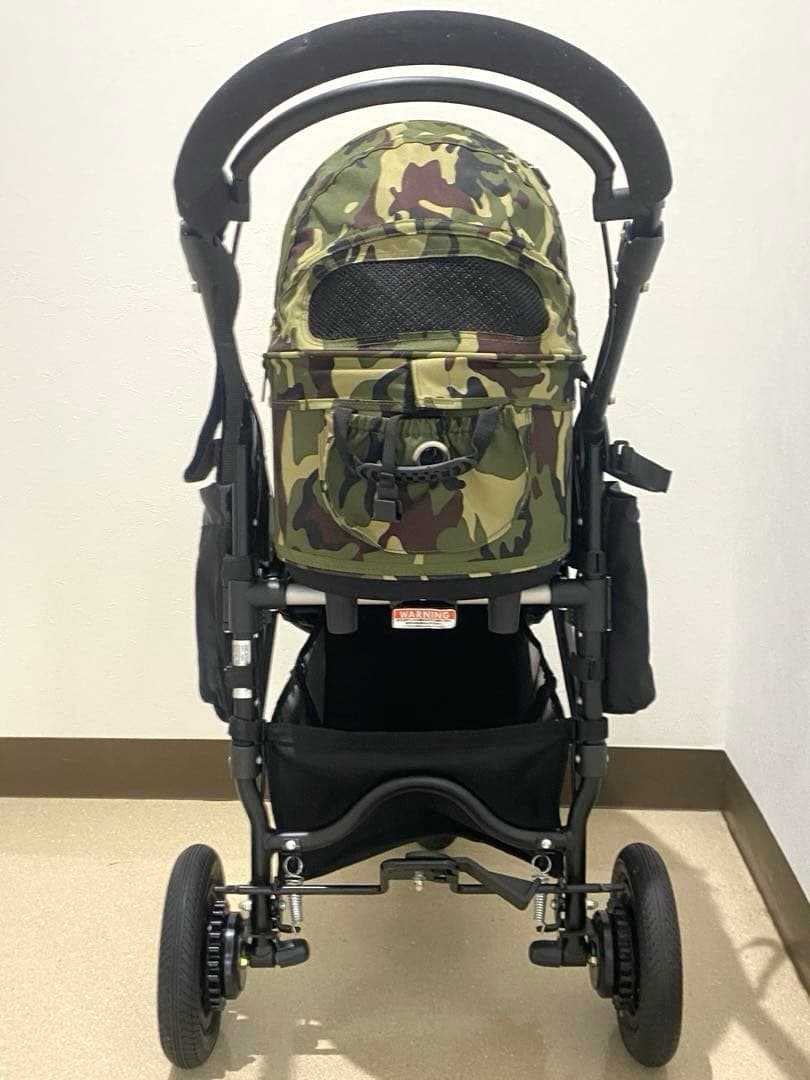 Air Buggy for dog DOMEエアバギー ペットカート迷彩