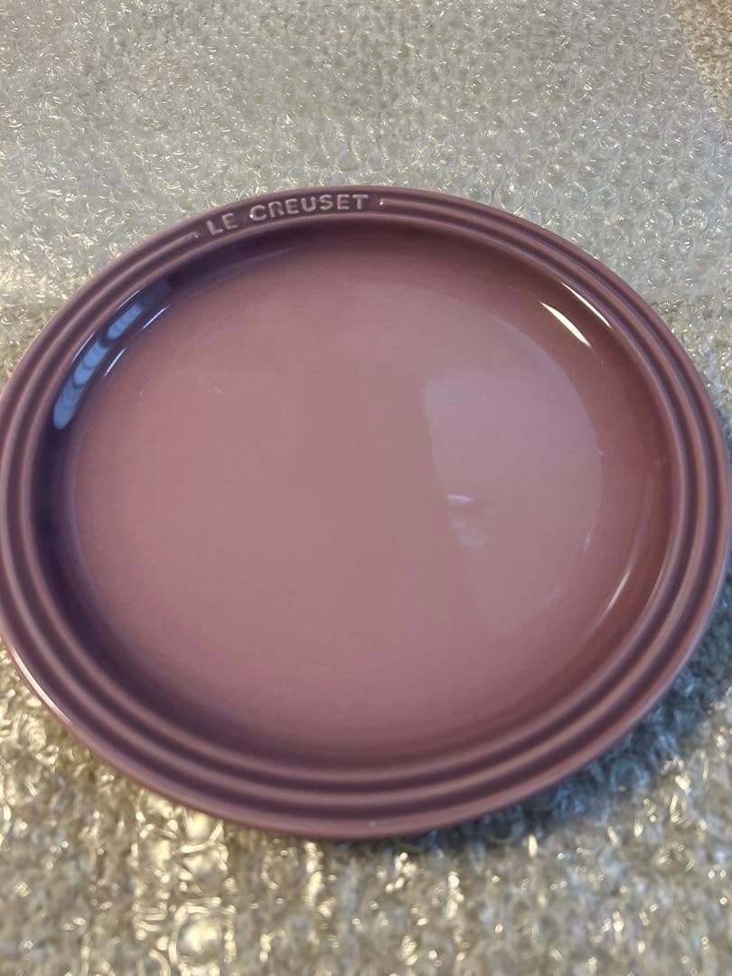 ル・クルーゼ★メゾンドパリ★パイディッシュ・プレート19センチ★モーヴピンク