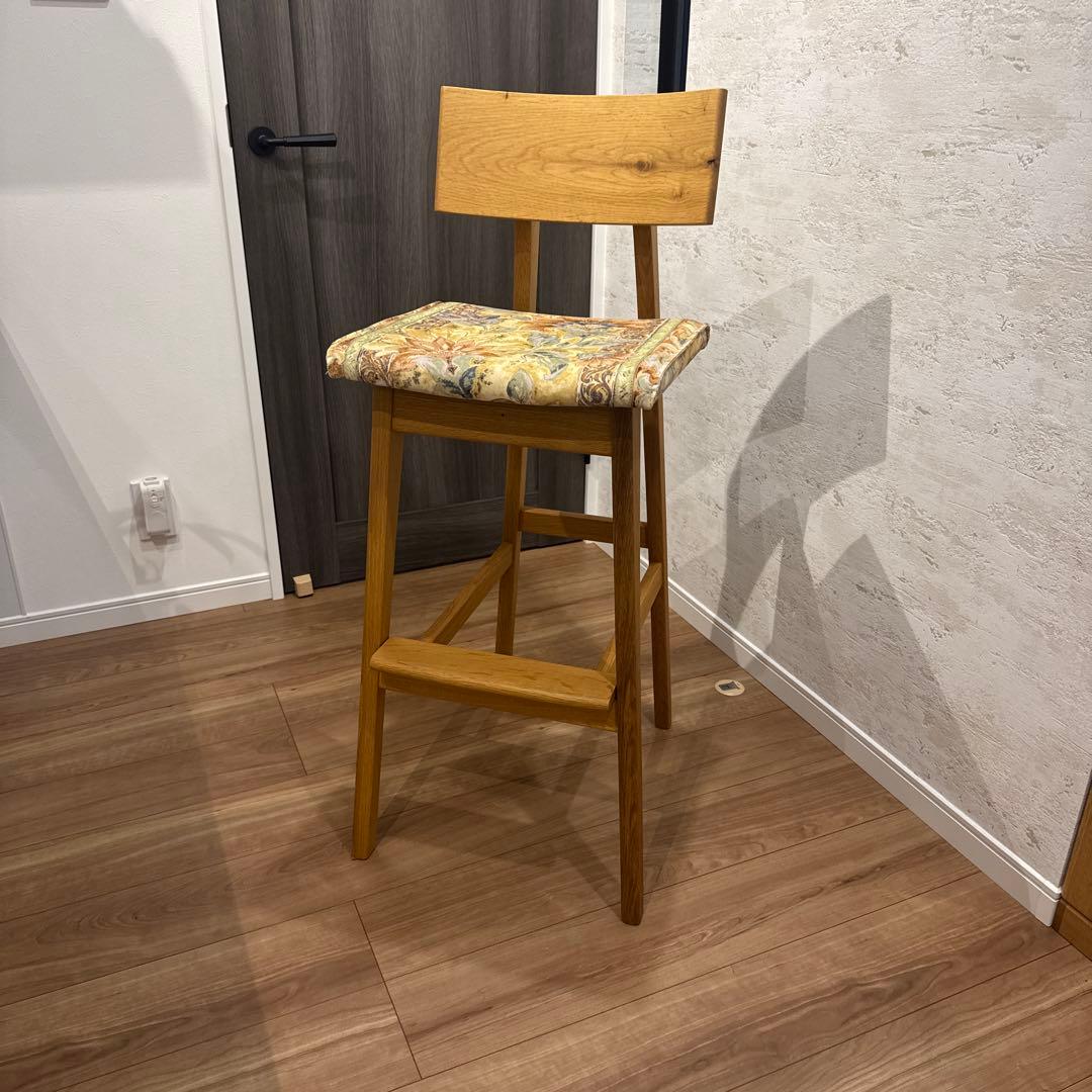 ナチュラルウッド バースツール 花柄クッション　飛騨産業