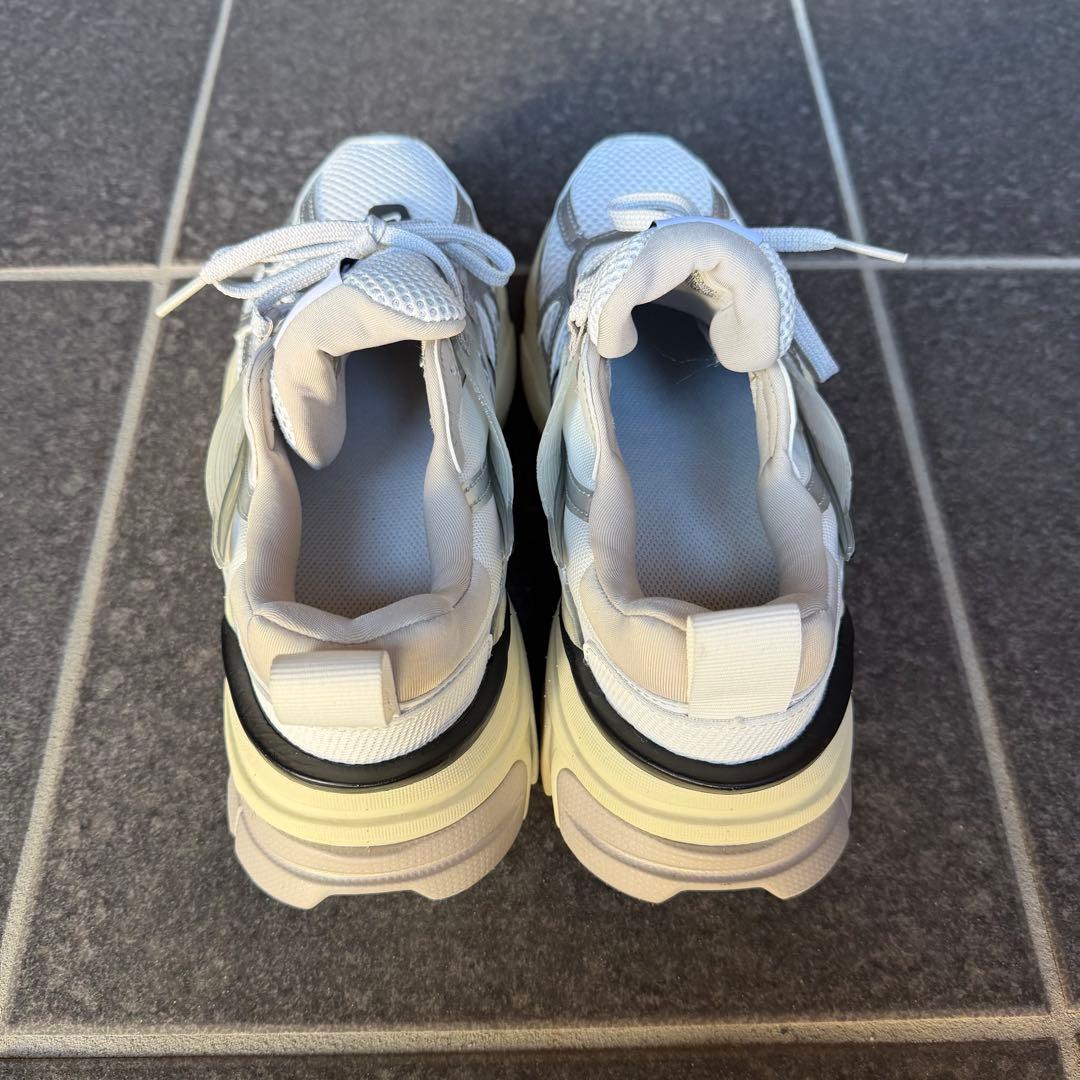 【美品】NIKE WMNS V2K RUN FD0736-100 25.5cm