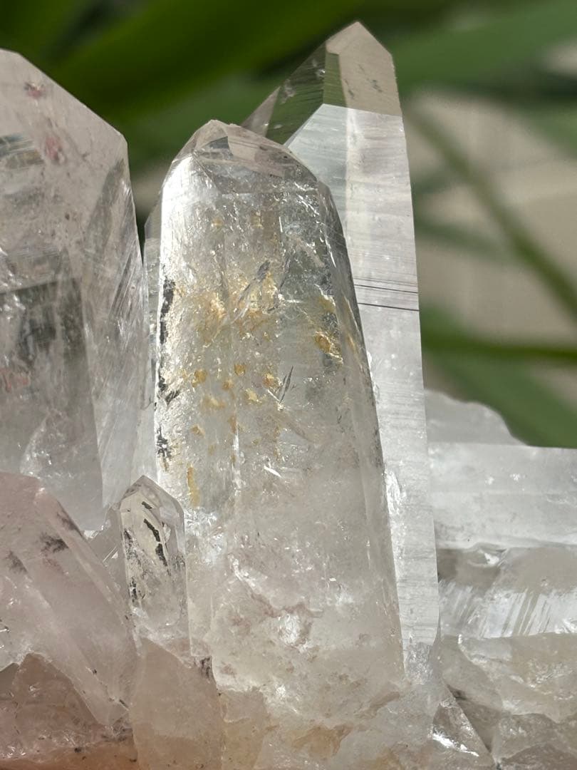 コロンビア　レムリアンクラスター　刺さるような圧巻の透明度　見事　548g.