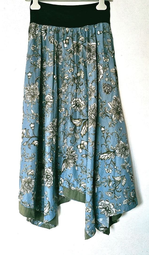 ね*ね様 KEI Hayama PLUS　花柄スカート　フリーサイズ 　古着