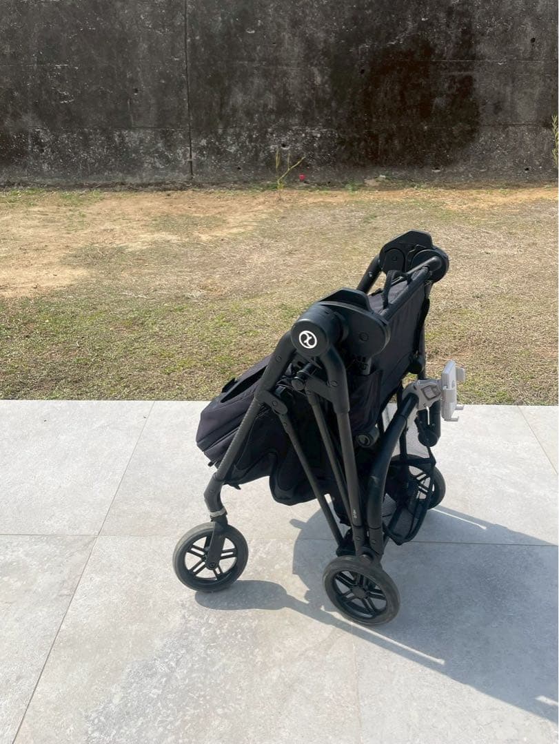 ブラックベビーカー サイベックス KAKO