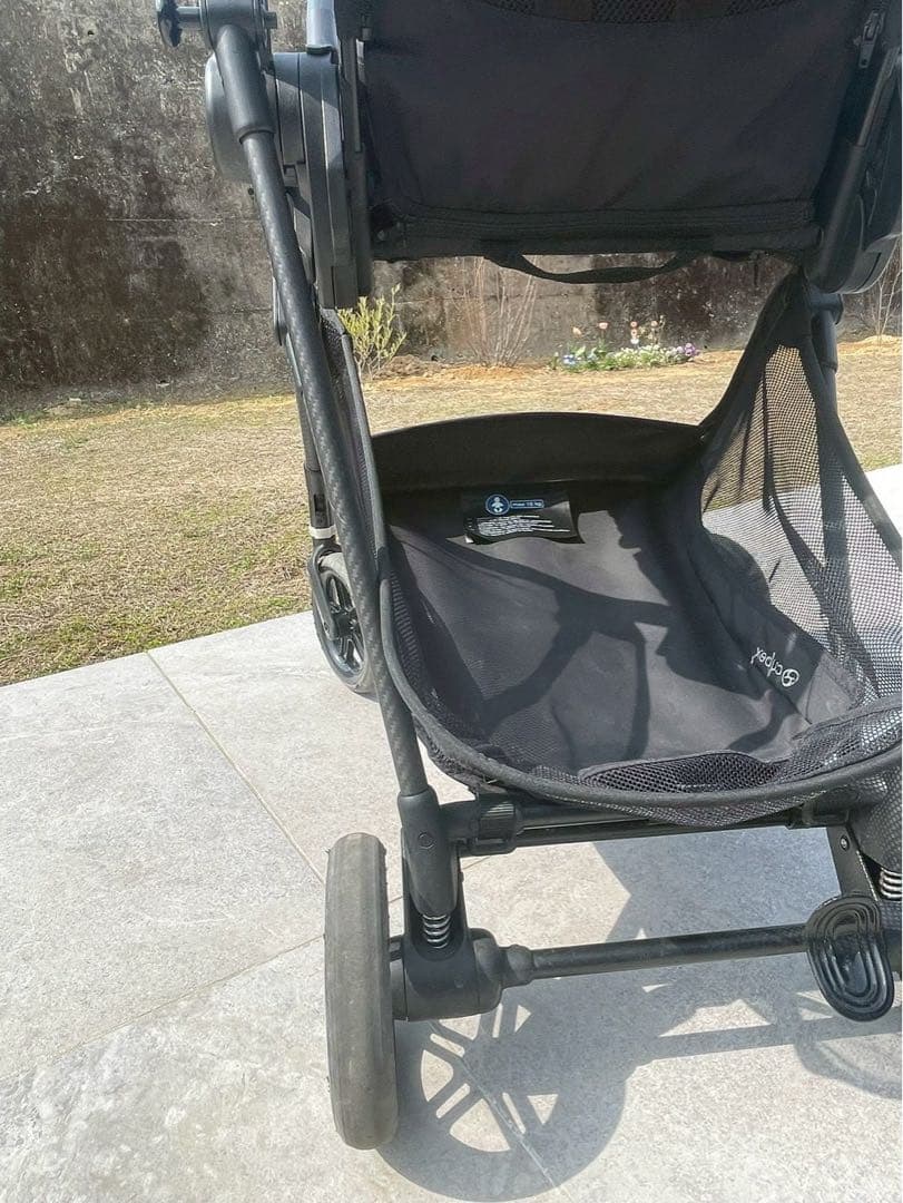 ブラックベビーカー サイベックス KAKO