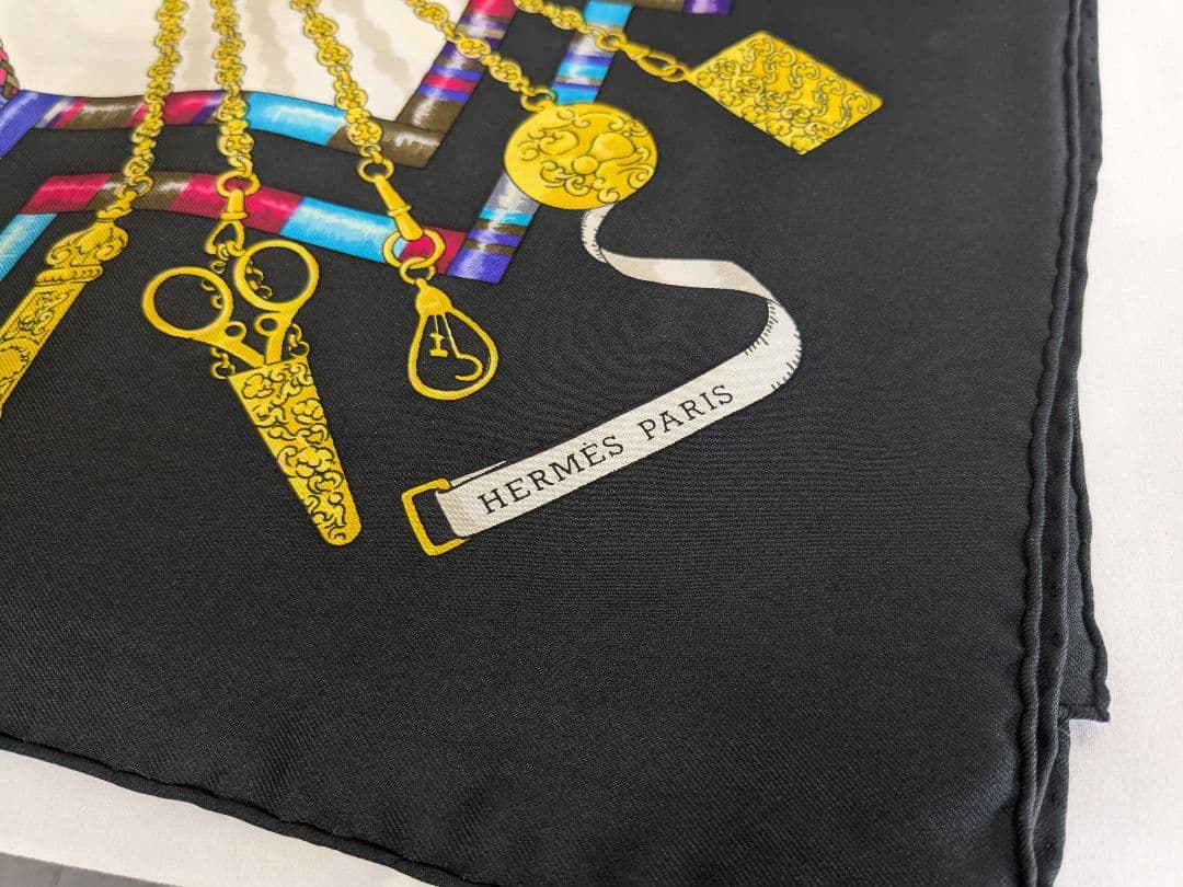 エルメス スカーフ カレ90 Pelile main お針子さん