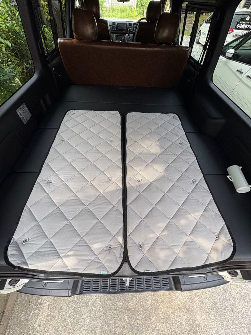 ハイエースバン　Aizu　アイズ　マルチシェード【セカンド左右：3分割】