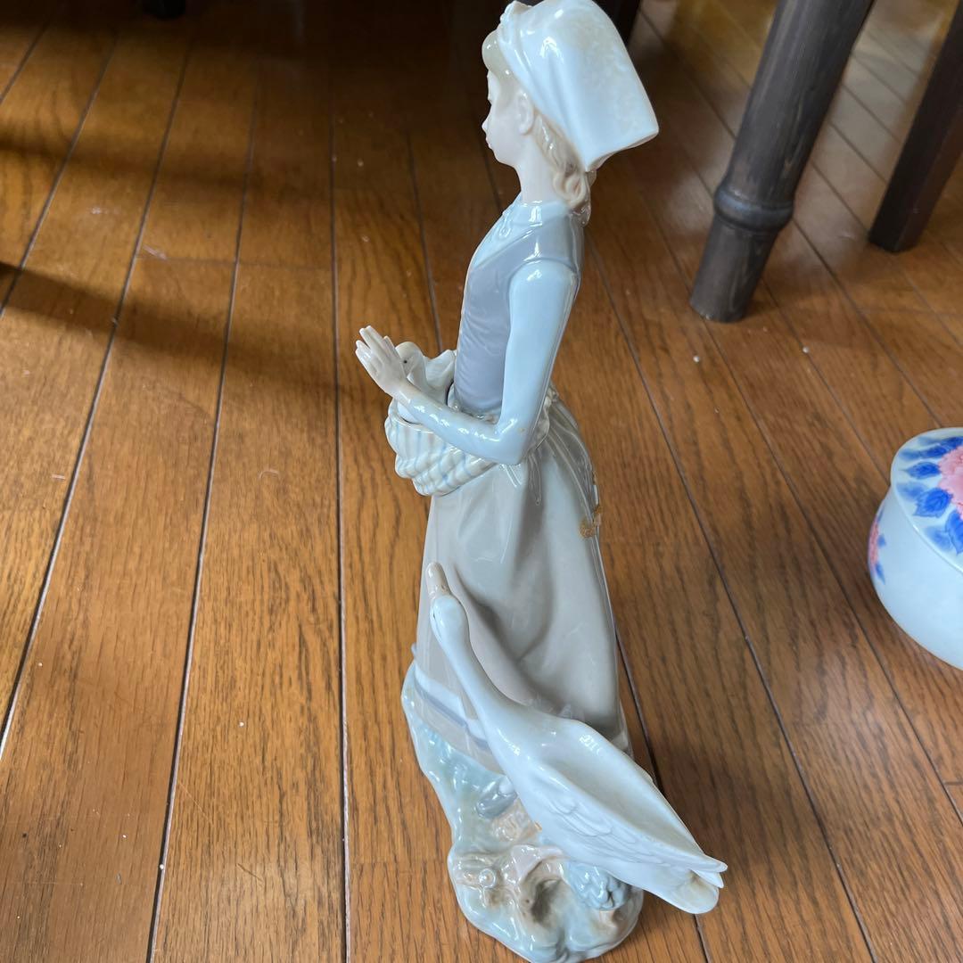 LLADRO リヤドロ No.4815『ガチョウと少女