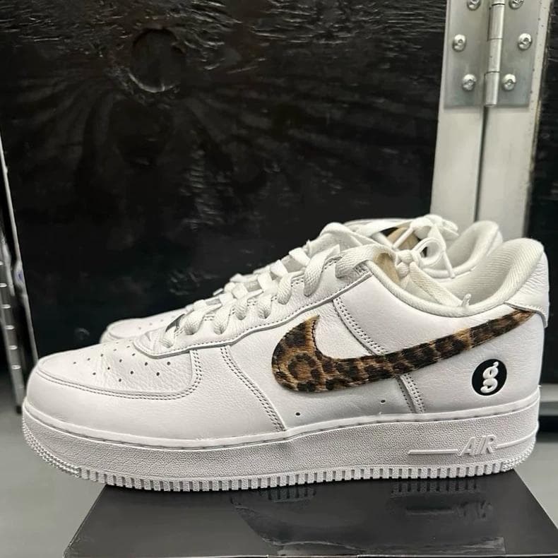 新品 GOODENOUGH × シュプリーム× NIKE Air Force 1