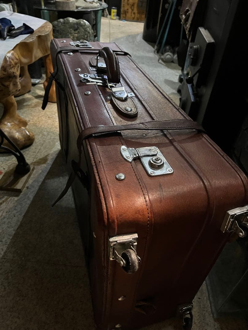 寅さんバック、寅さんトランク、特大トランク、小物入れ、革製トランク