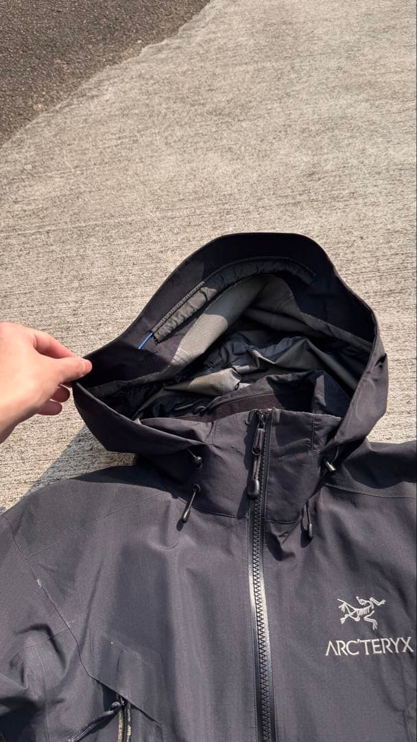 訳あり　ARC’TERYX THETA ARサイズXS ブラック