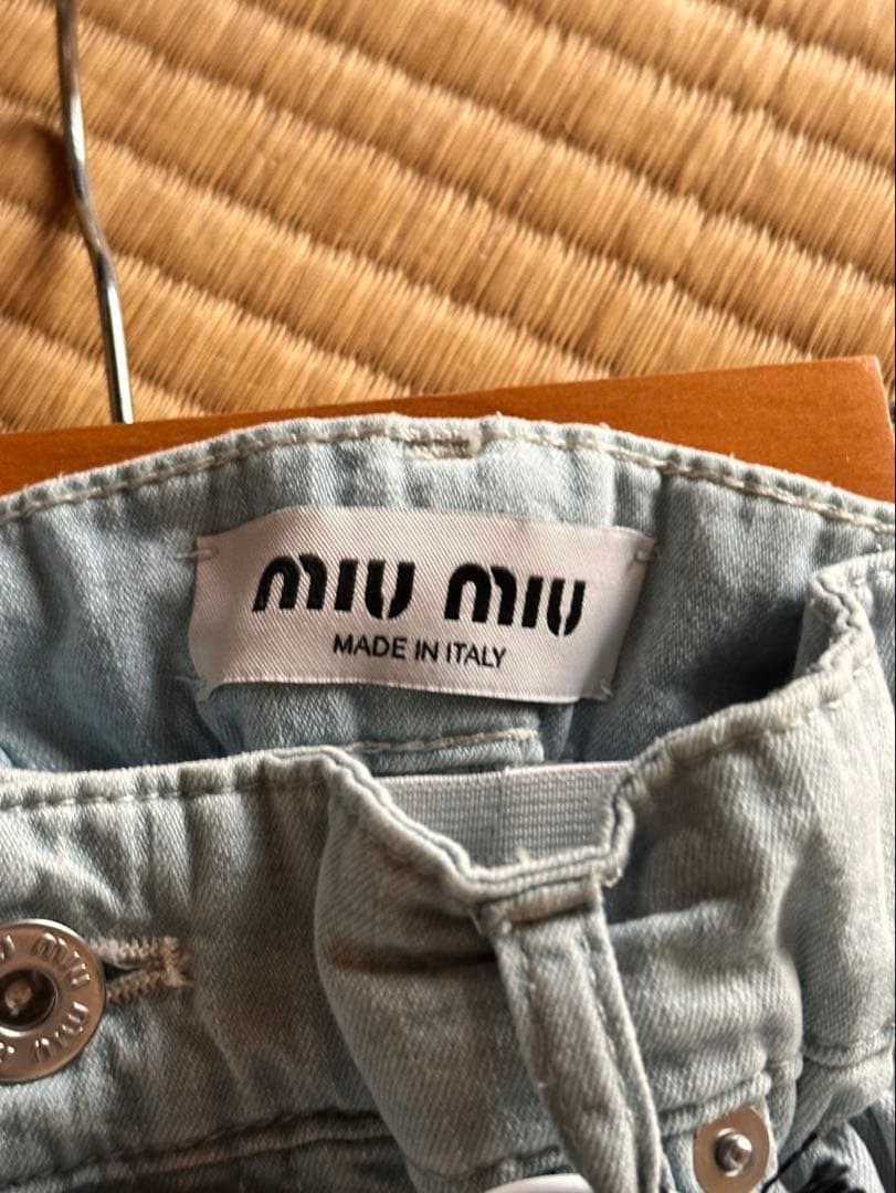 miumiuライトブルーデニムパンツ ウエストゴム