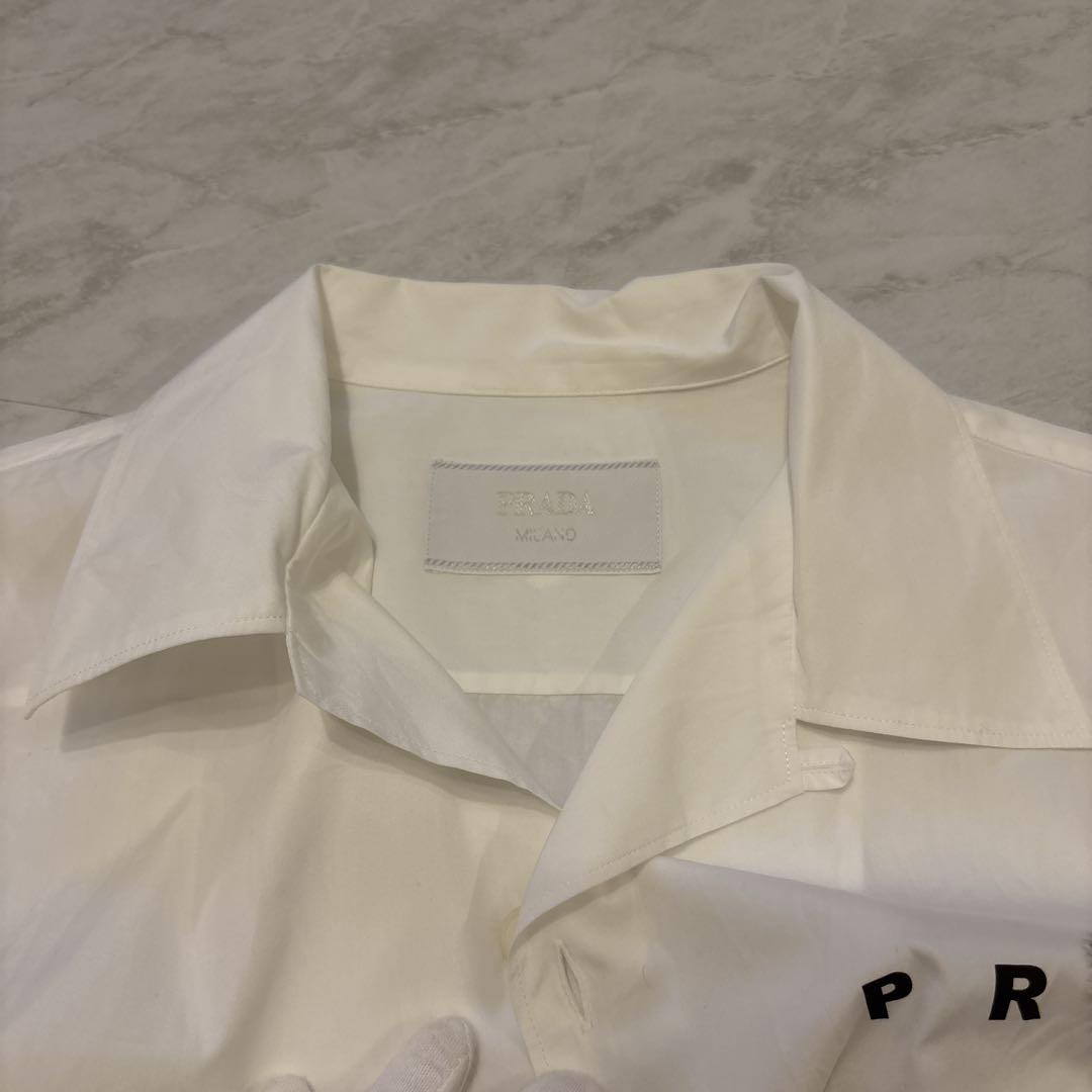 PRADA 2022ss コットン　プリントシャツ 36 白　半袖　Lサイズ