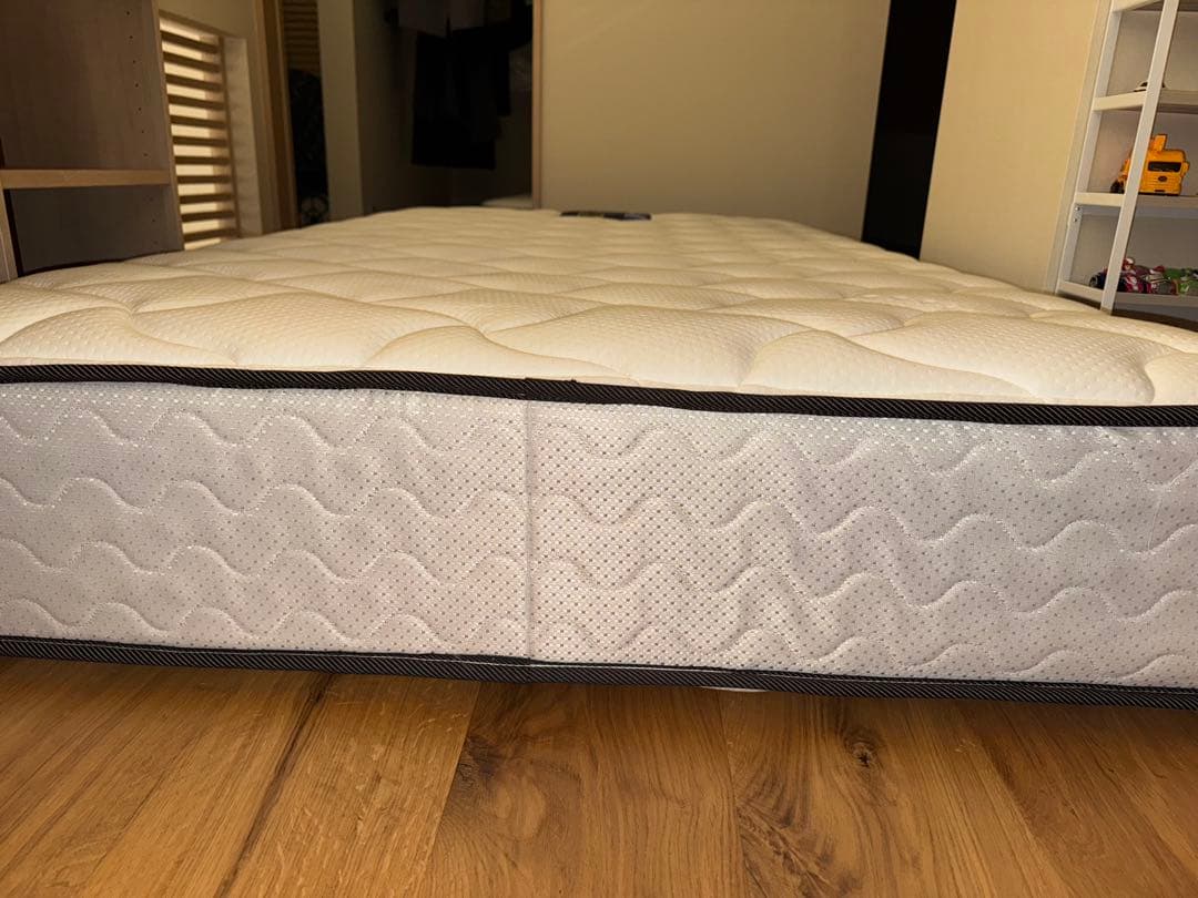 Sealy シーリー コリウス3 マットレス セミダブル