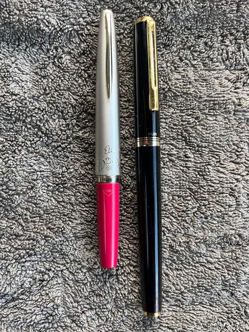 いちのしっぽ PILOTエリート万年筆 ピンク 黒18k14k 585刻印