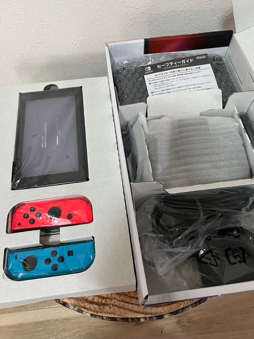 Nintendo Switch ニンテンドースイッチ本体　ネオン⑤