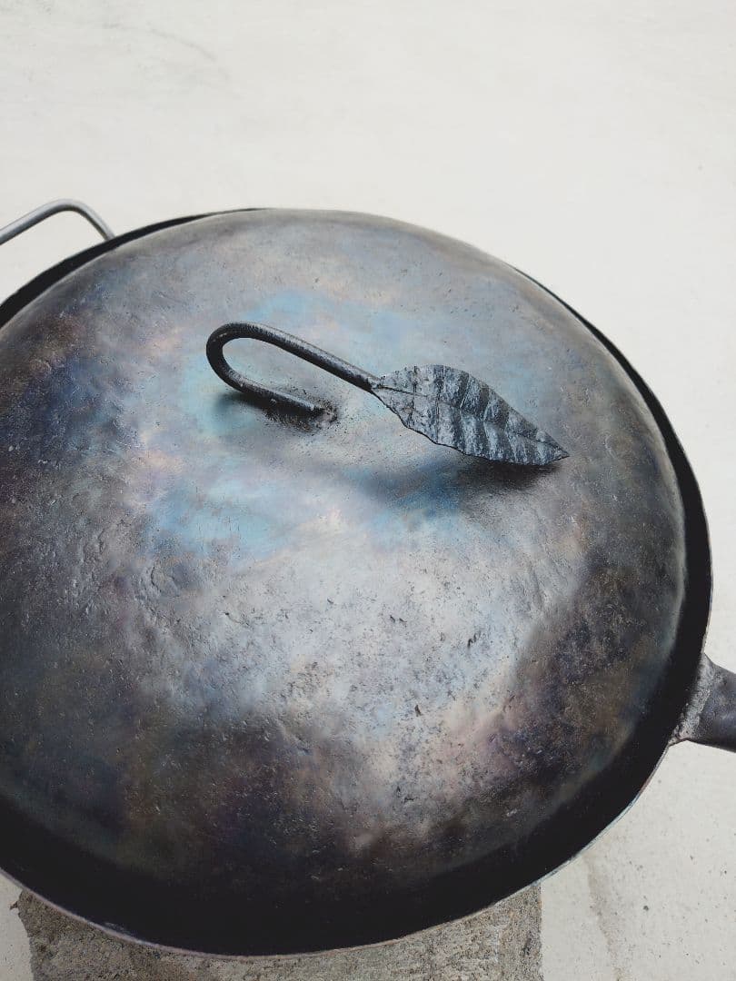 鉄なのに軽い！手作り一点物の特大フライパン。