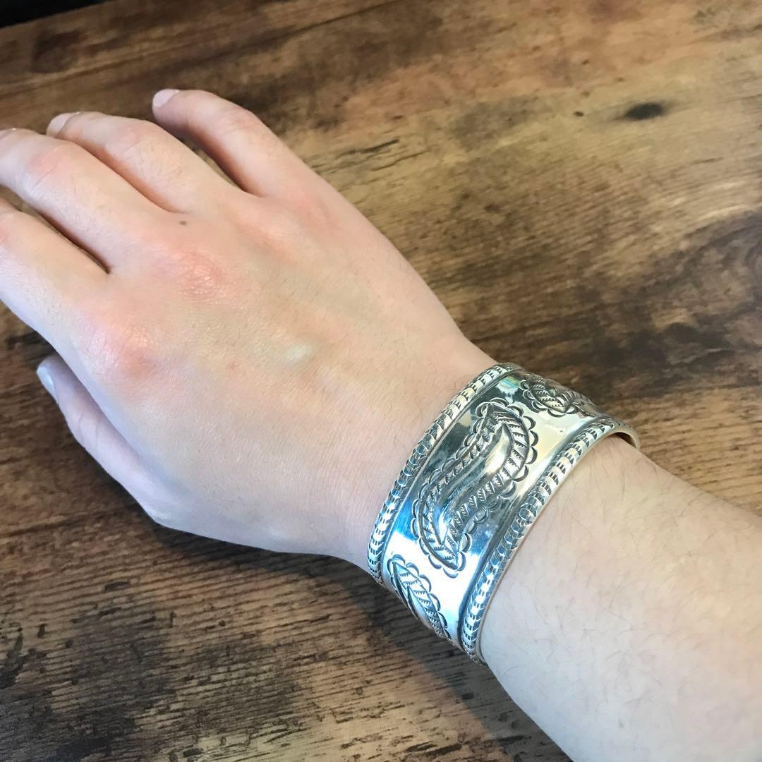 Ivan Howard アイバン・ハワード　シルバー　バングル　NAVAJO