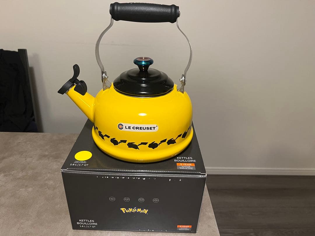 新品未使用　完売　ル・クルーゼ　ポケモン ケトル・クラシック ネクター
