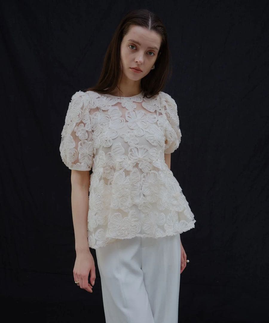 【ORGUE】＊新品タグ付き＊Flower embroidery blouse