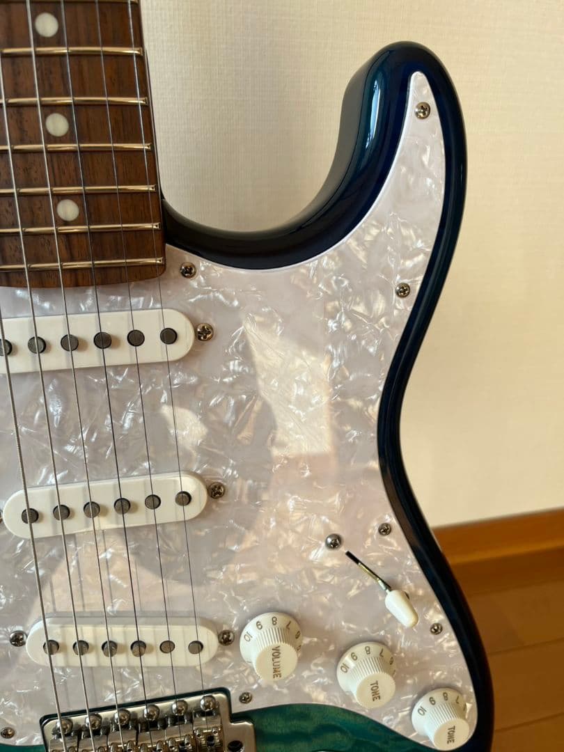 フェンダージャパン ストラト キルト 22フレット エレキギター