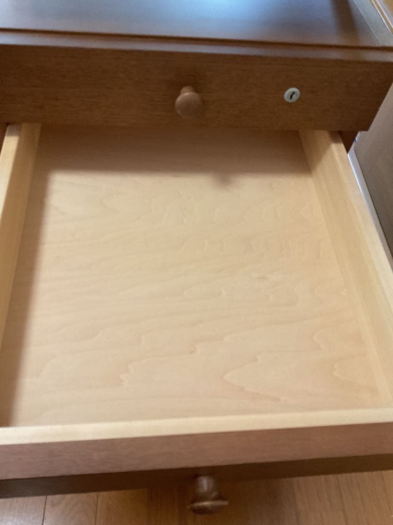 カリモク　ボナシェルタ　昇降式　引き出し　デスクワゴン