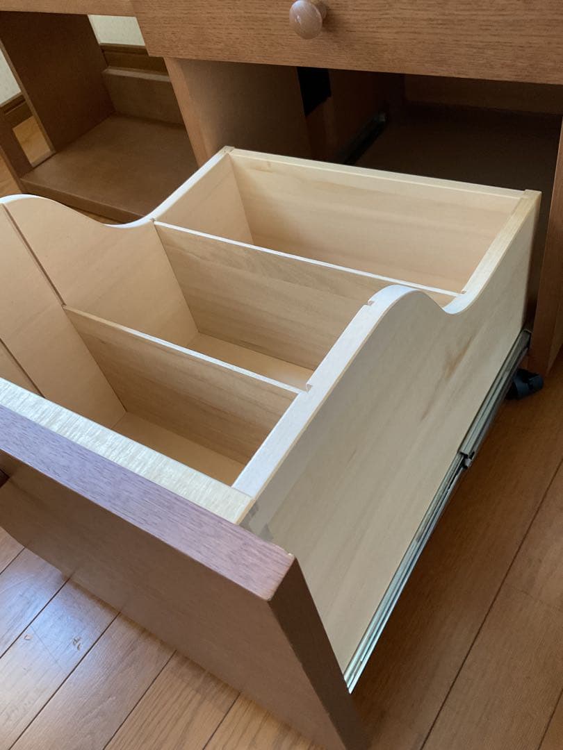 カリモク　ボナシェルタ　昇降式　引き出し　デスクワゴン