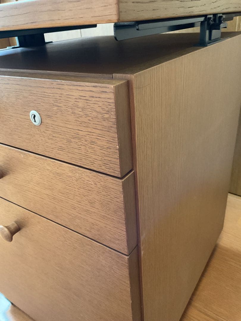 カリモク　ボナシェルタ　昇降式　引き出し　デスクワゴン