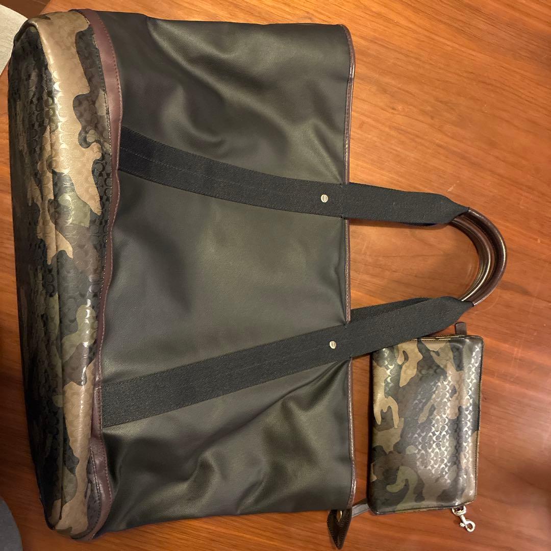 COACH コーチメンズトートバッグ ブラック　カモフラ