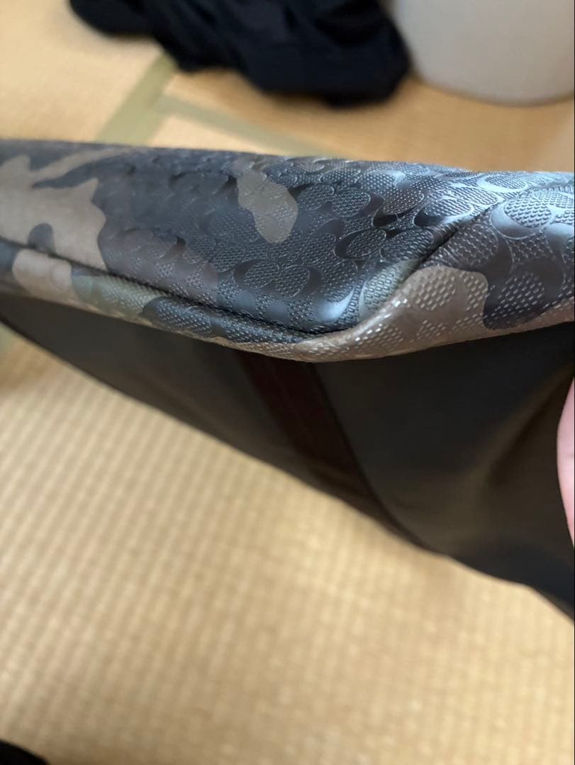 COACH コーチメンズトートバッグ ブラック　カモフラ