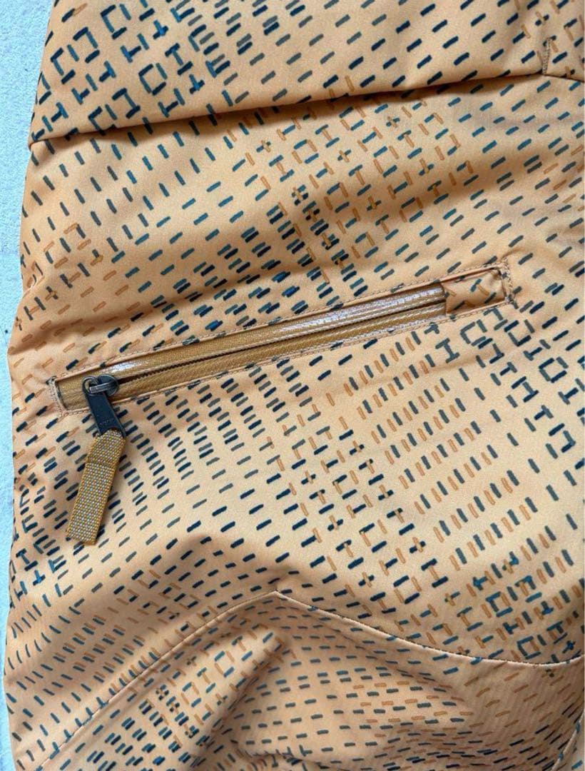 専用　パタゴニア 子ども用スキーウェア ボードウェア　上のみSサイズ